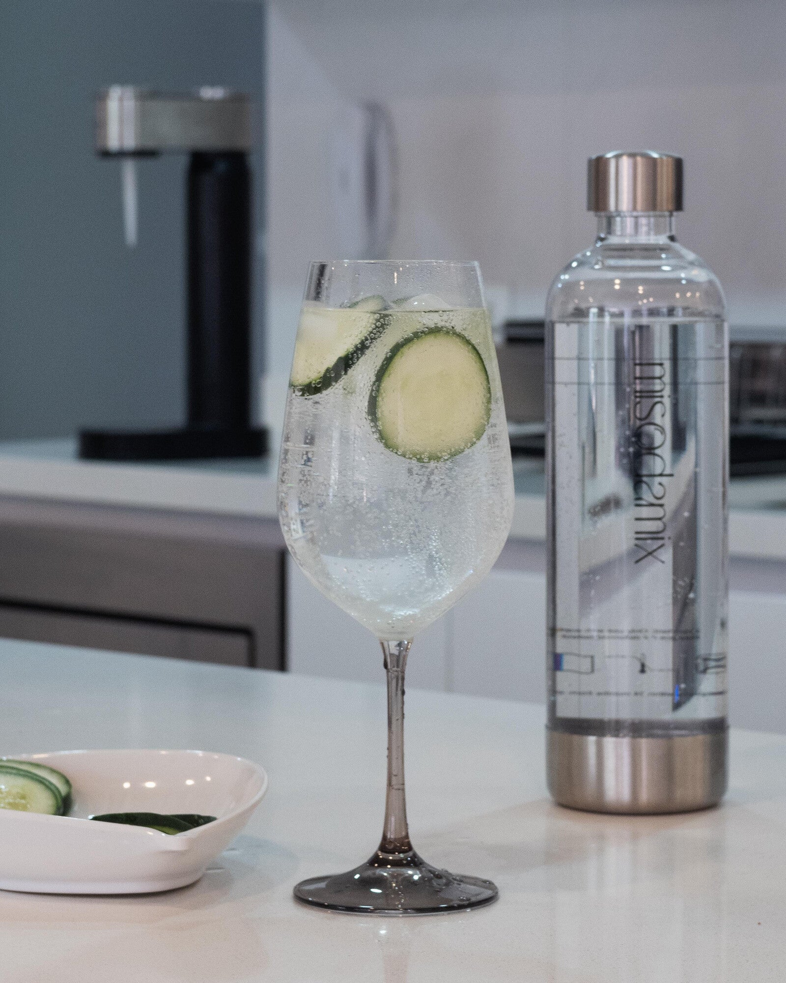 Combo Máquina gasificadora de agua MISODAMIX + Botella + 1 Cilindro Repuesto