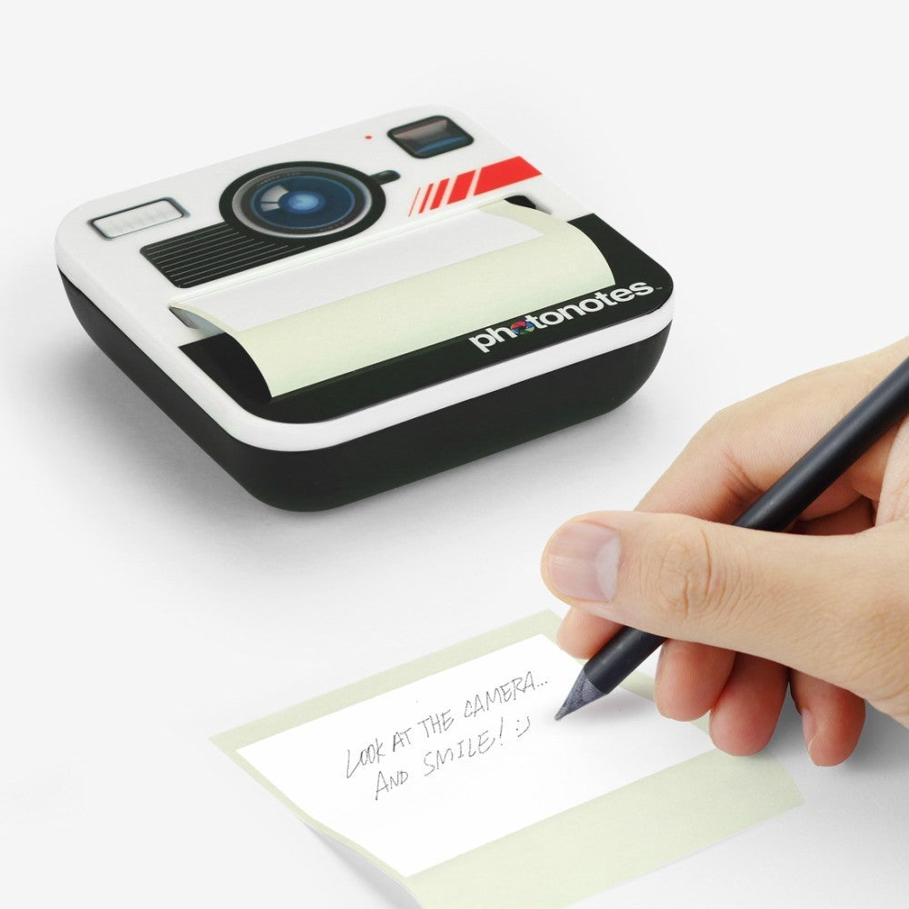 Notas adhesivas con forma de cámara retro